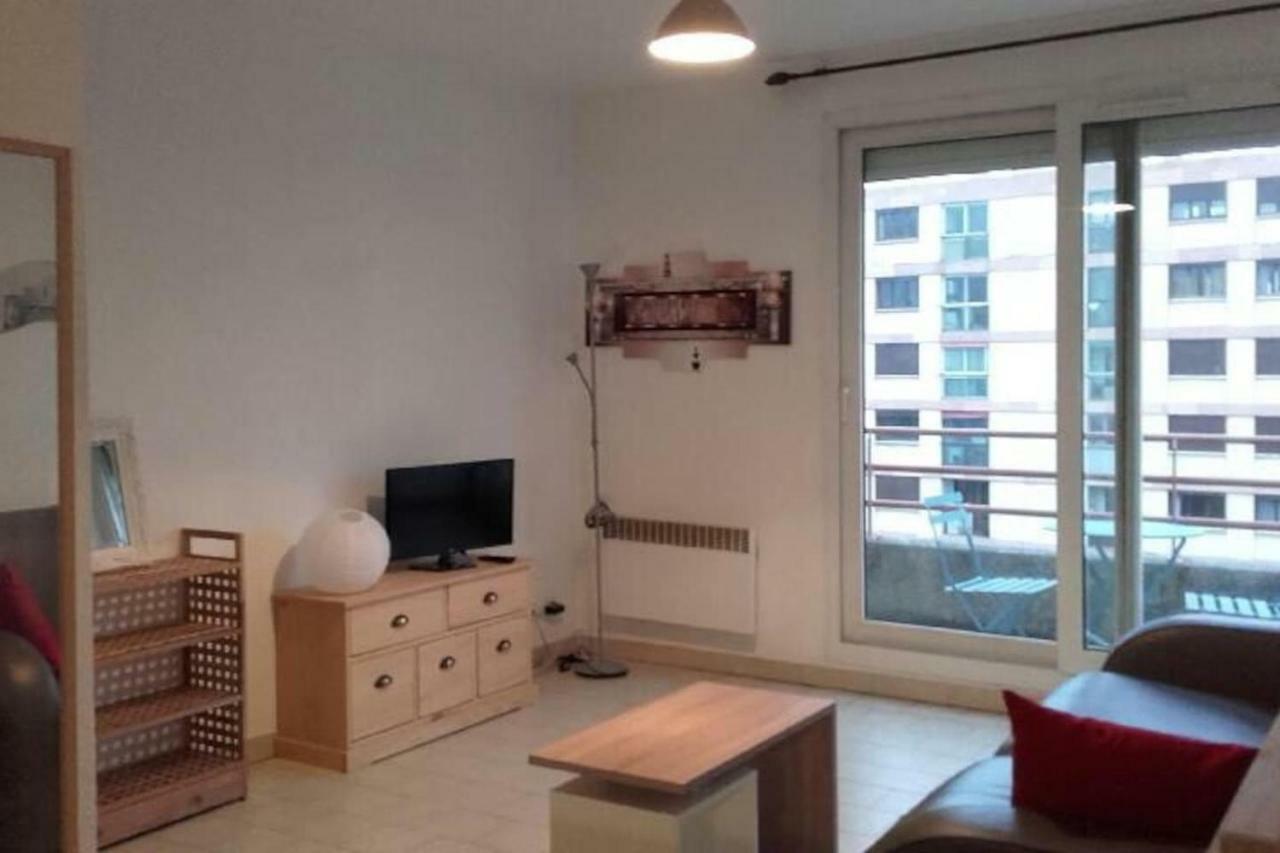 Beau Studio , Ensoleille, Wifi, Etage 5 Ascenceur Lägenhet Marseille Exteriör bild